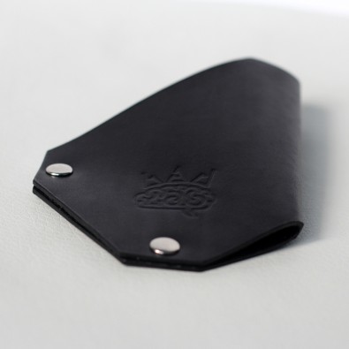 Кожаный держатель для карточек CardLovder (черный)